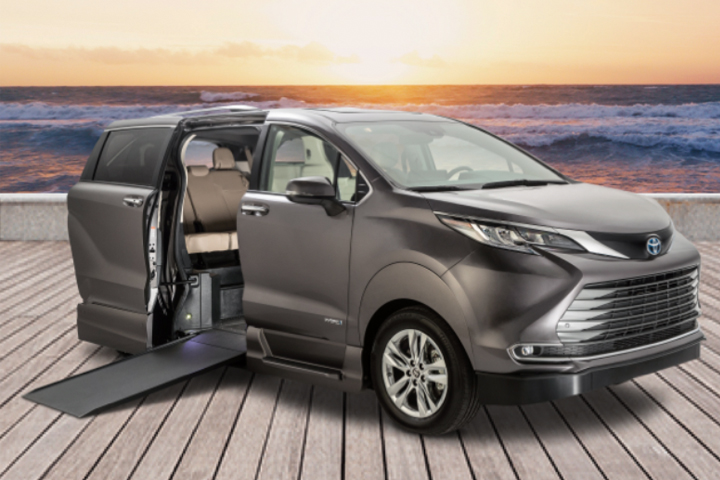 Toyota Sienna WheelchairAccessibleVan